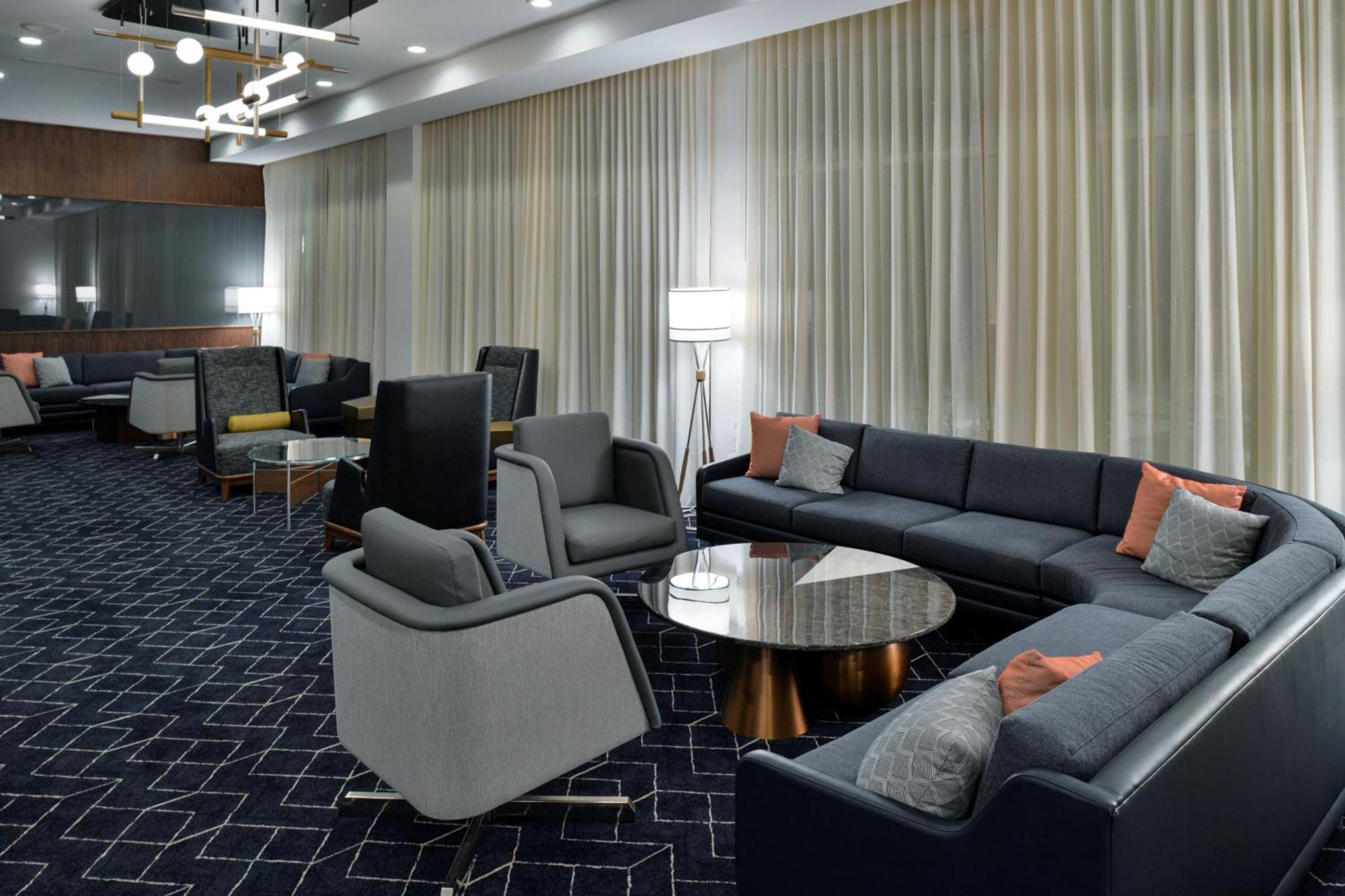 Courtyard By Marriott Raleigh Cary Crossroads Hotel Eksteriør billede