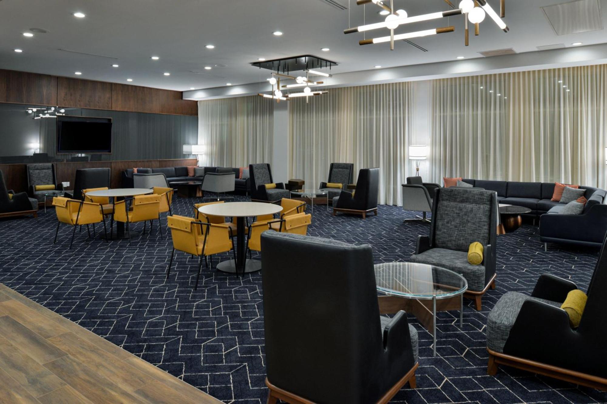 Courtyard By Marriott Raleigh Cary Crossroads Hotel Eksteriør billede